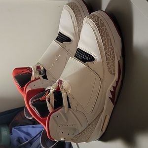 Air Jordan Son of Mars 'Fire Red'
